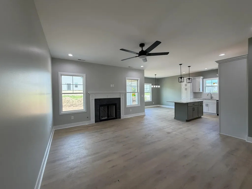 173 Watercrest Way Georgetown KY 40324