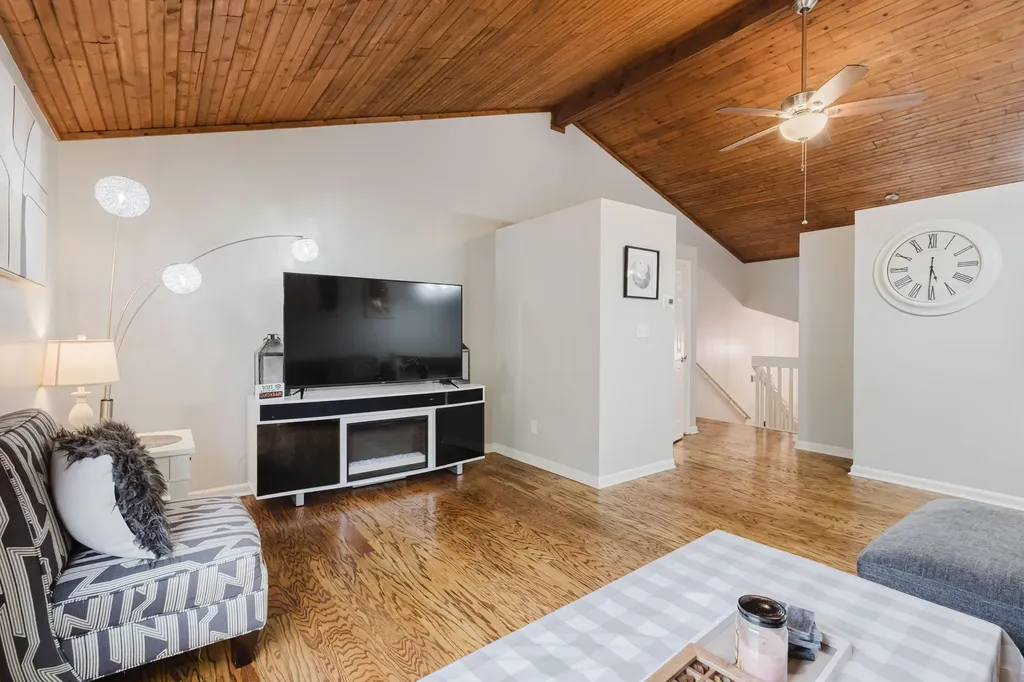 3613 Squires Woods Way Lexington KY 40515