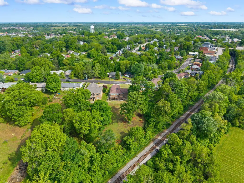 119 Holly Hill Drive Berea KY 40403