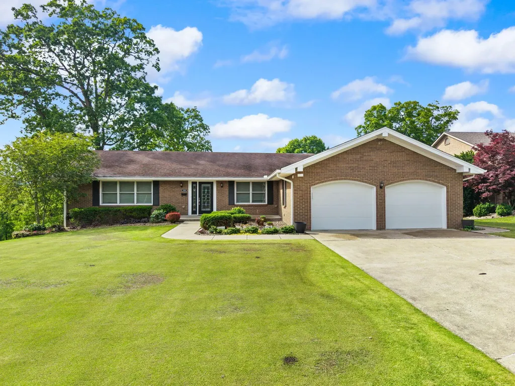 119 Holly Hill Drive Berea KY 40403