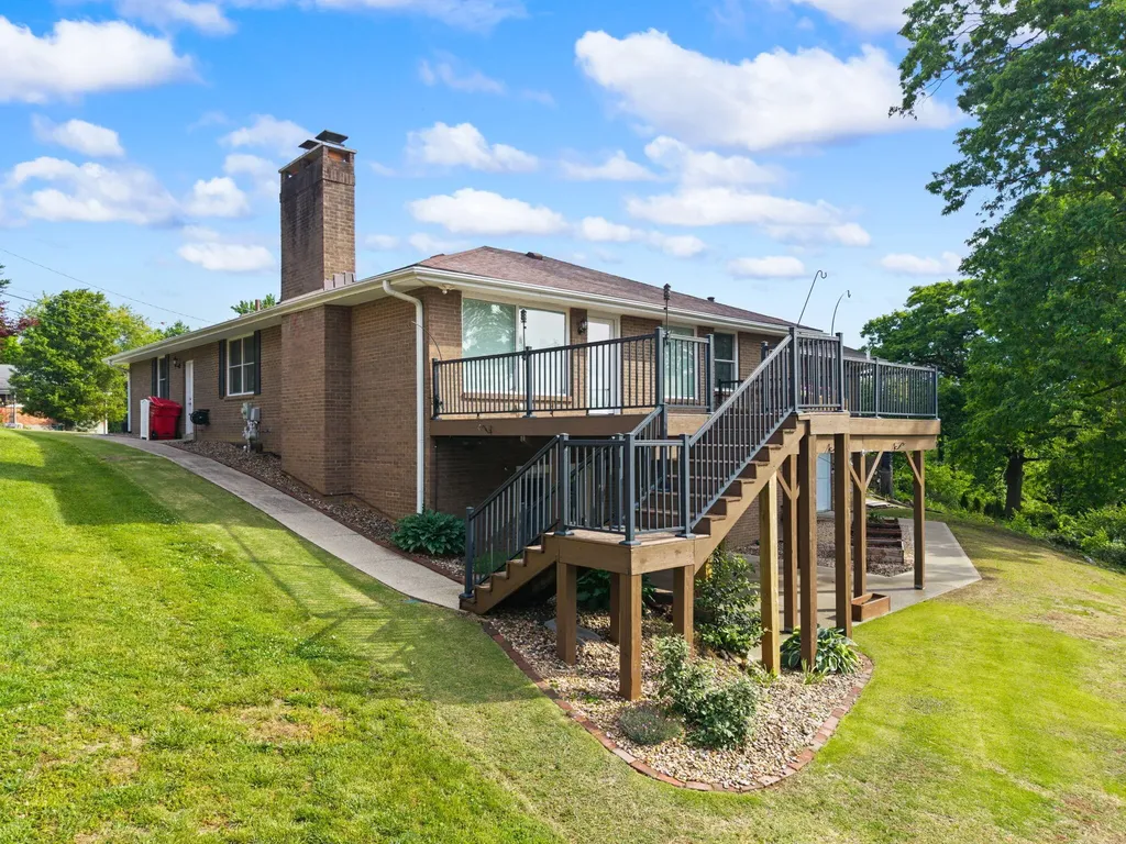 119 Holly Hill Drive Berea KY 40403
