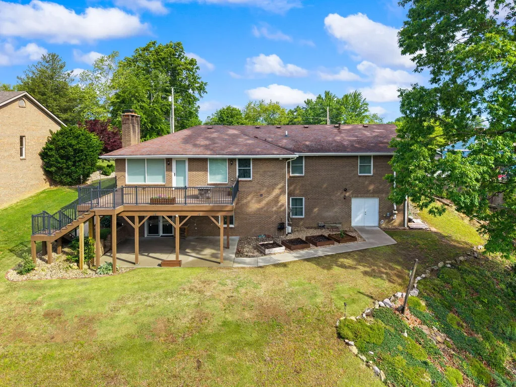 119 Holly Hill Drive Berea KY 40403