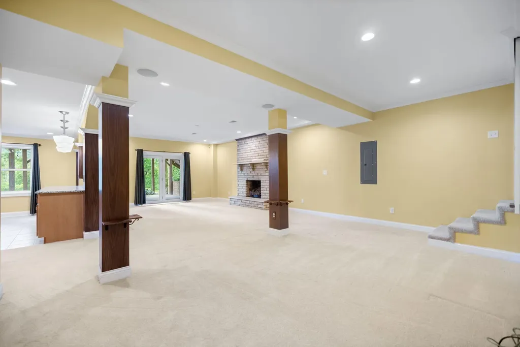 119 Holly Hill Drive Berea KY 40403