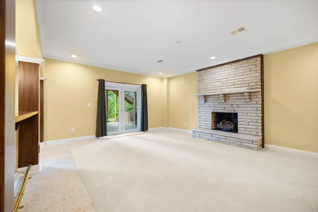 119 Holly Hill Drive Berea KY 40403