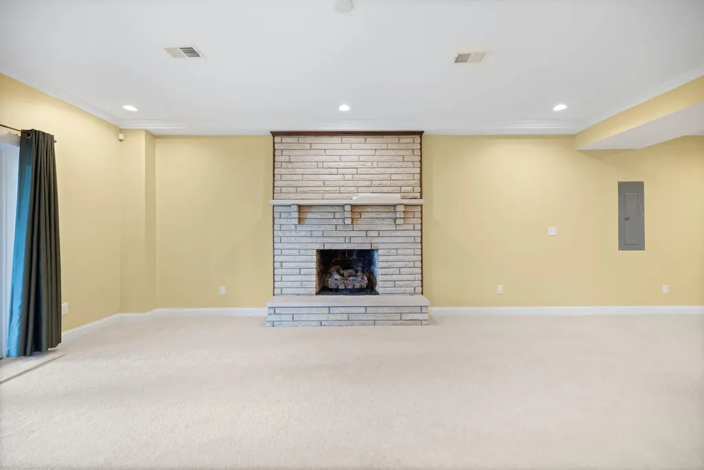 119 Holly Hill Drive Berea KY 40403