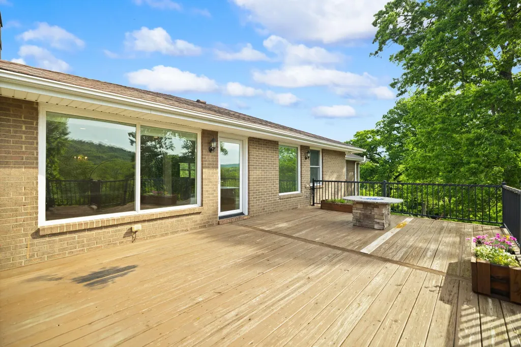 119 Holly Hill Drive Berea KY 40403