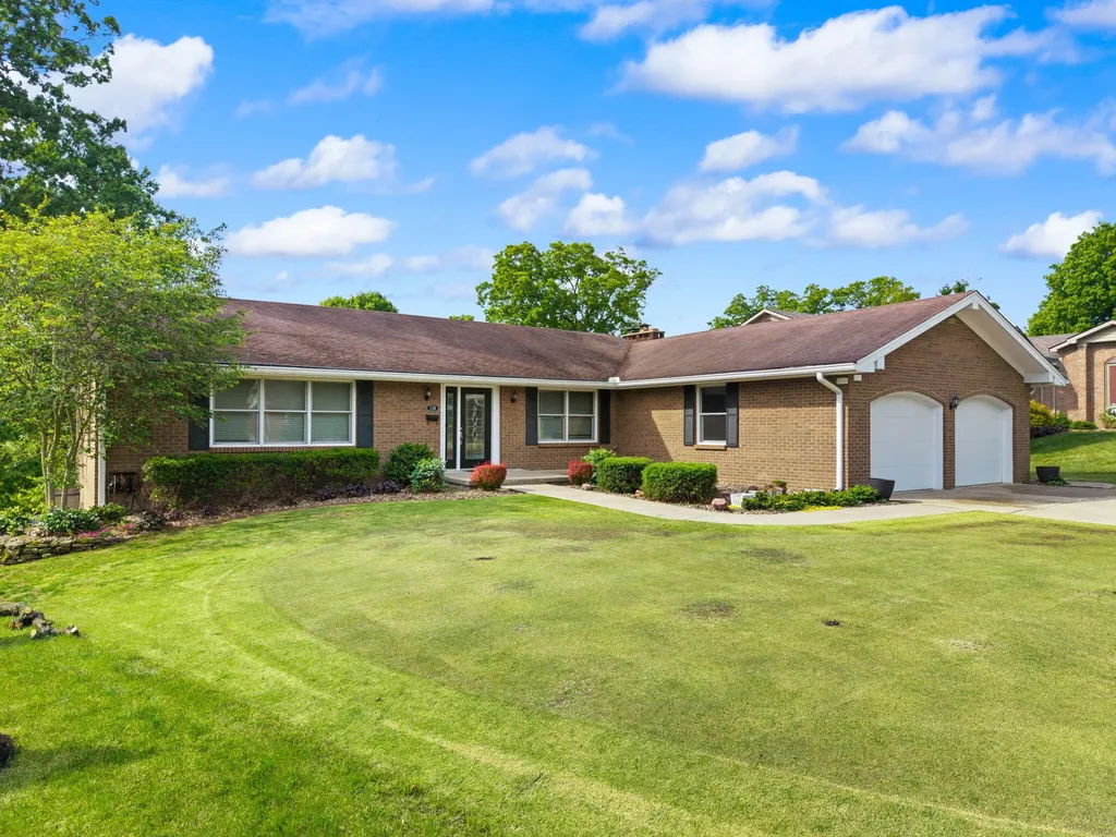 119 Holly Hill Drive Berea KY 40403