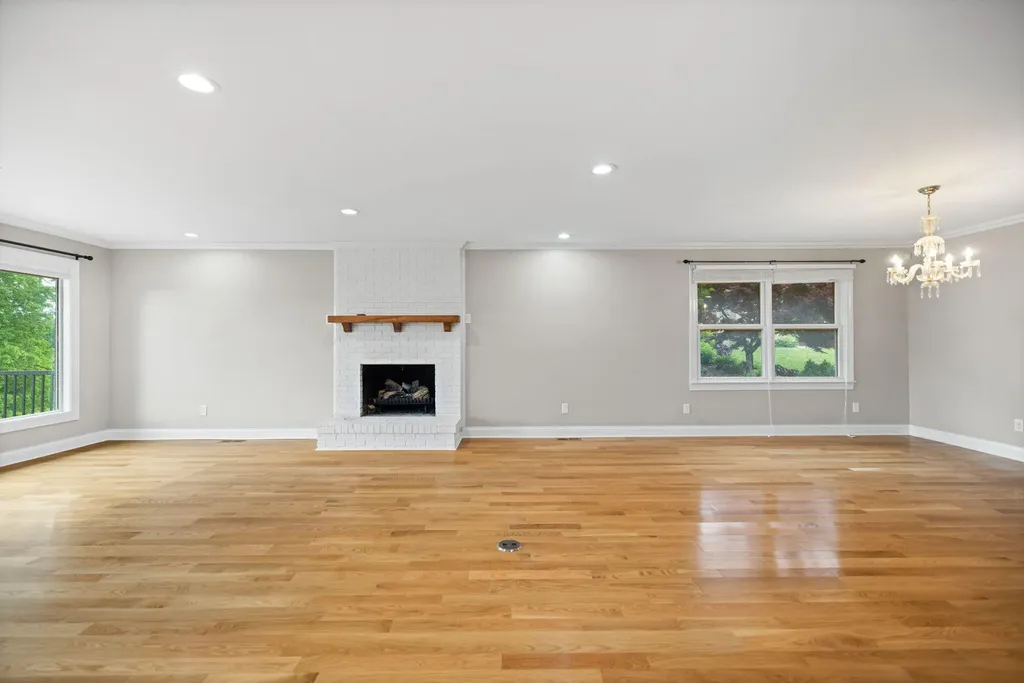 119 Holly Hill Drive Berea KY 40403