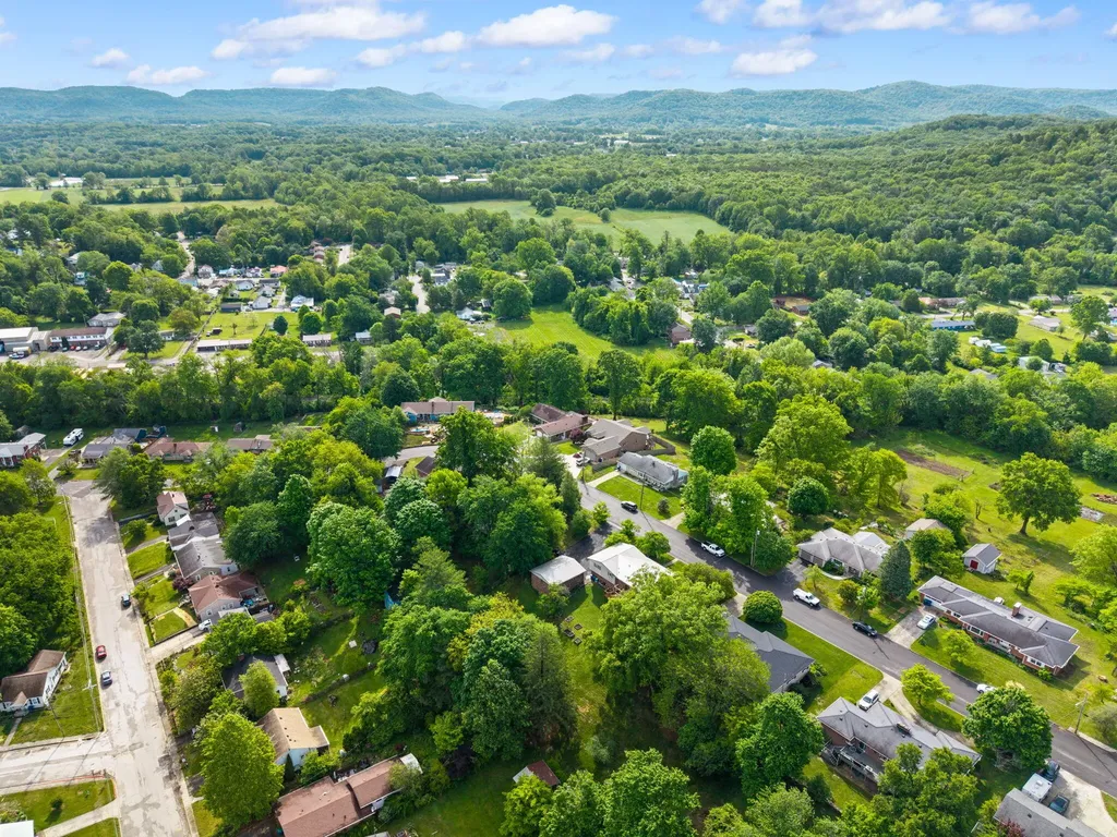 119 Holly Hill Drive Berea KY 40403