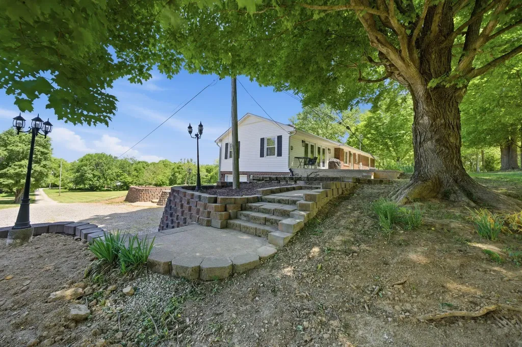 655 Bridgeport Road Frankfort KY 40601