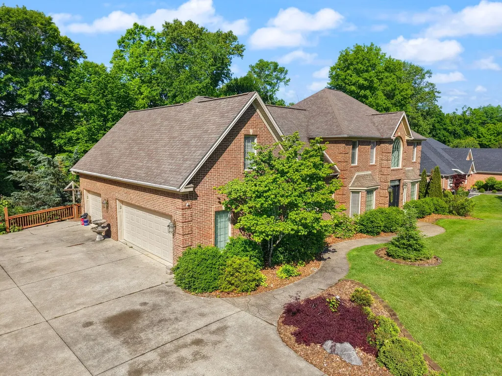 187 Woodside Drive Somerset KY 42503