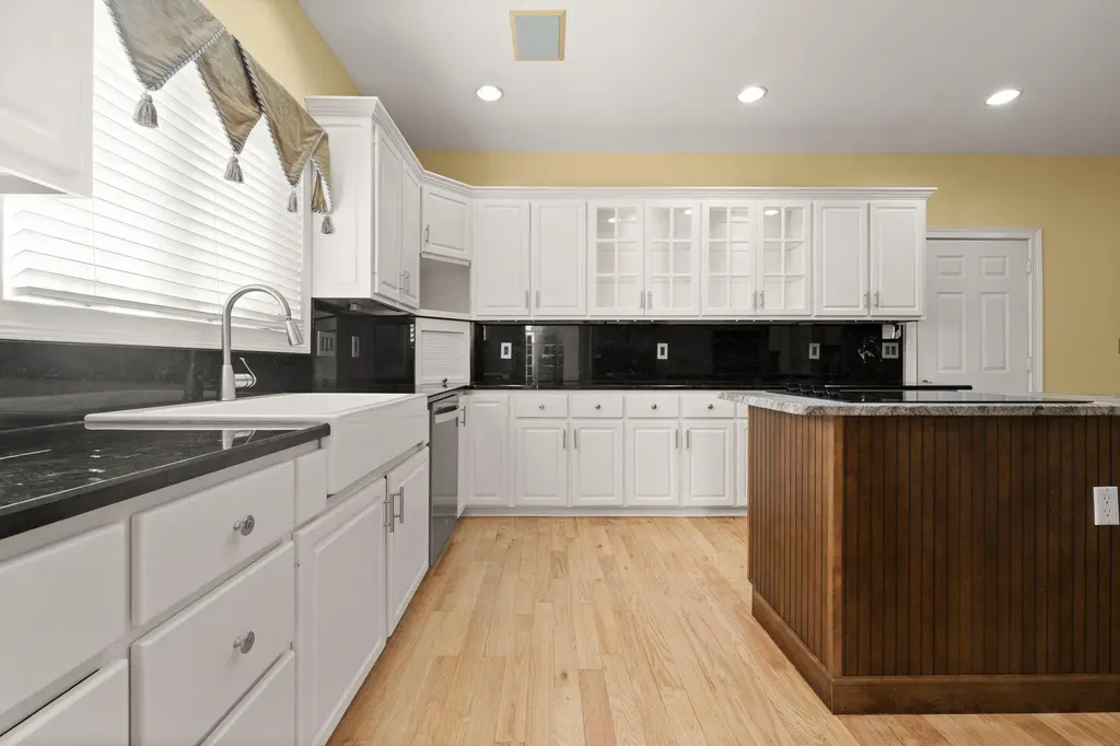 187 Woodside Drive Somerset KY 42503