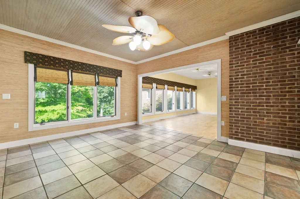 187 Woodside Drive Somerset KY 42503