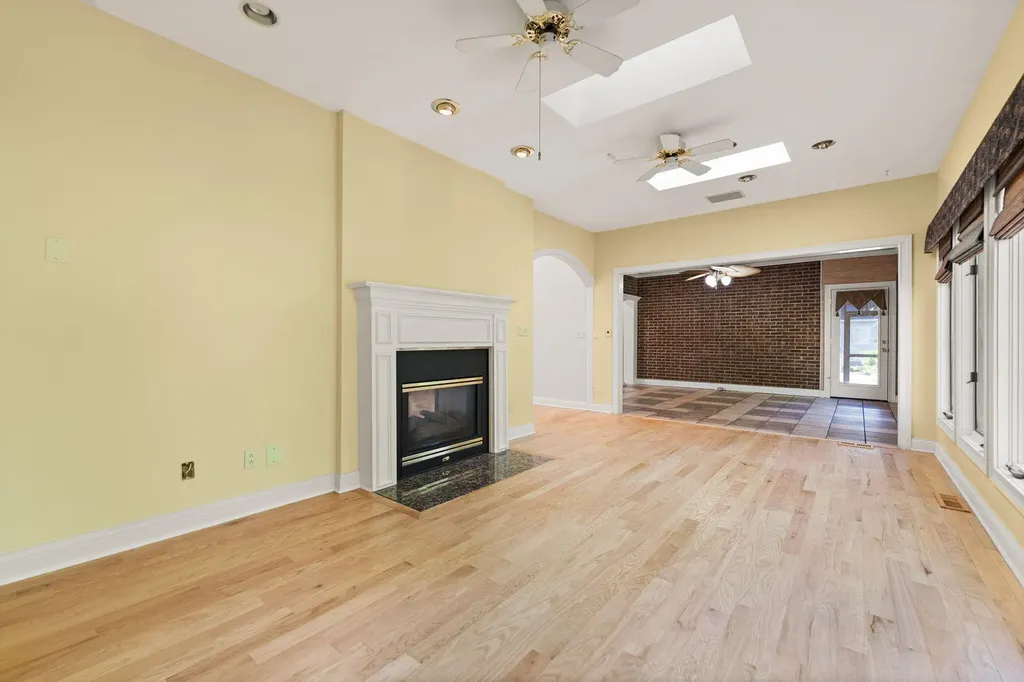 187 Woodside Drive Somerset KY 42503