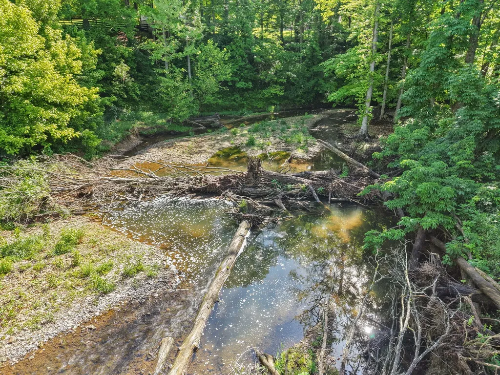 187 Woodside Drive Somerset KY 42503