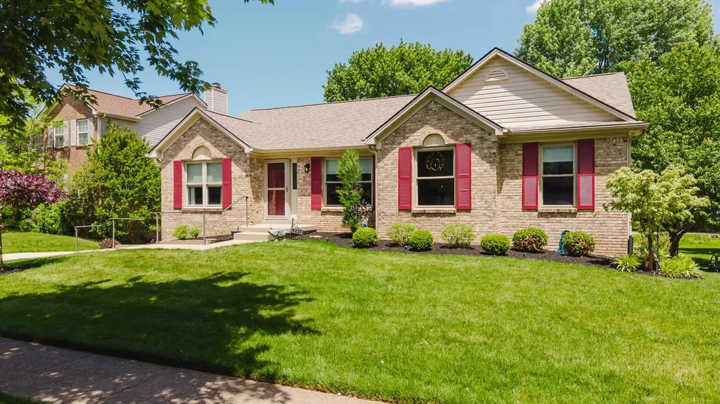 2913 Summerfield Drive Lexington KY 40511