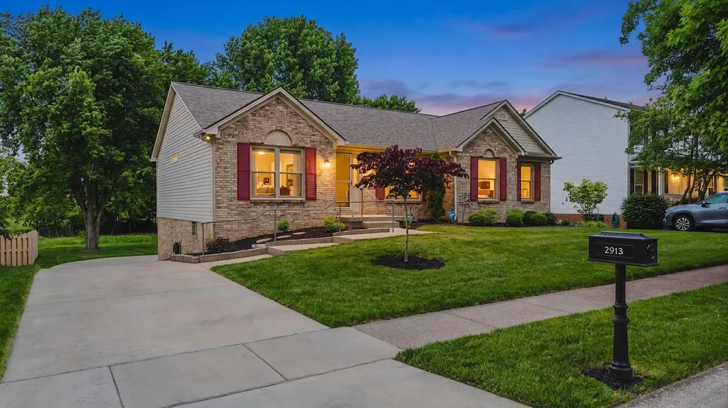 2913 Summerfield Drive Lexington KY 40511