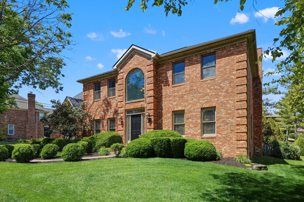 4686 Laurelwood Drive Lexington KY 40515
