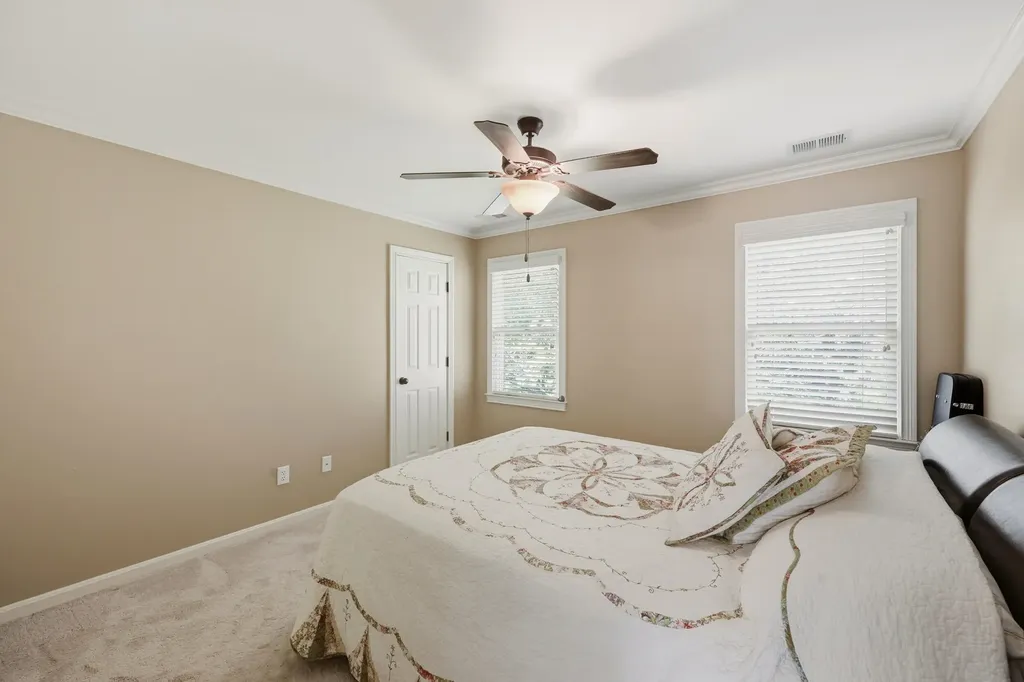 4686 Laurelwood Drive Lexington KY 40515