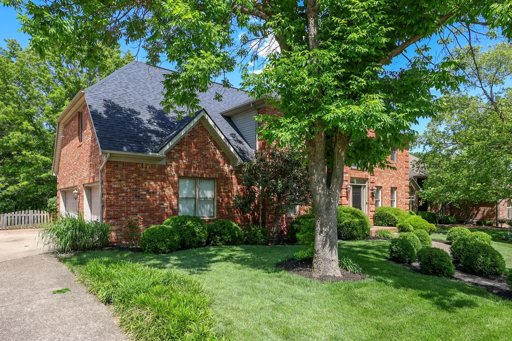 4686 Laurelwood Drive Lexington KY 40515