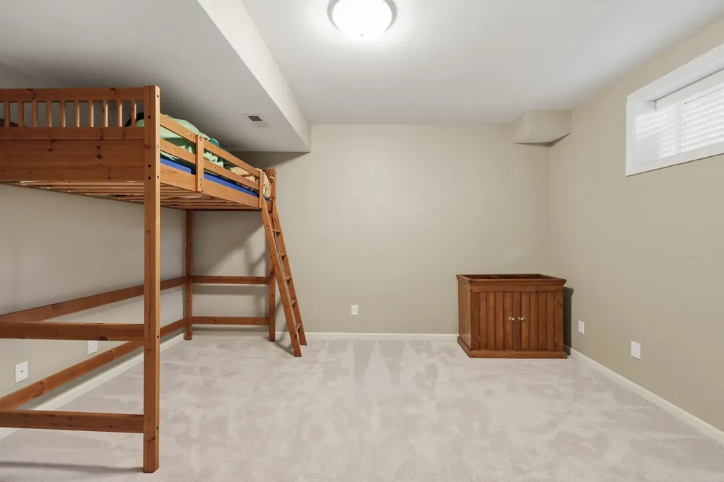 4686 Laurelwood Drive Lexington KY 40515