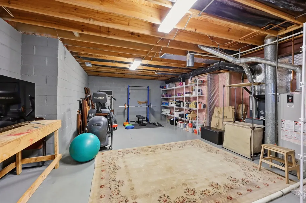 4686 Laurelwood Drive Lexington KY 40515