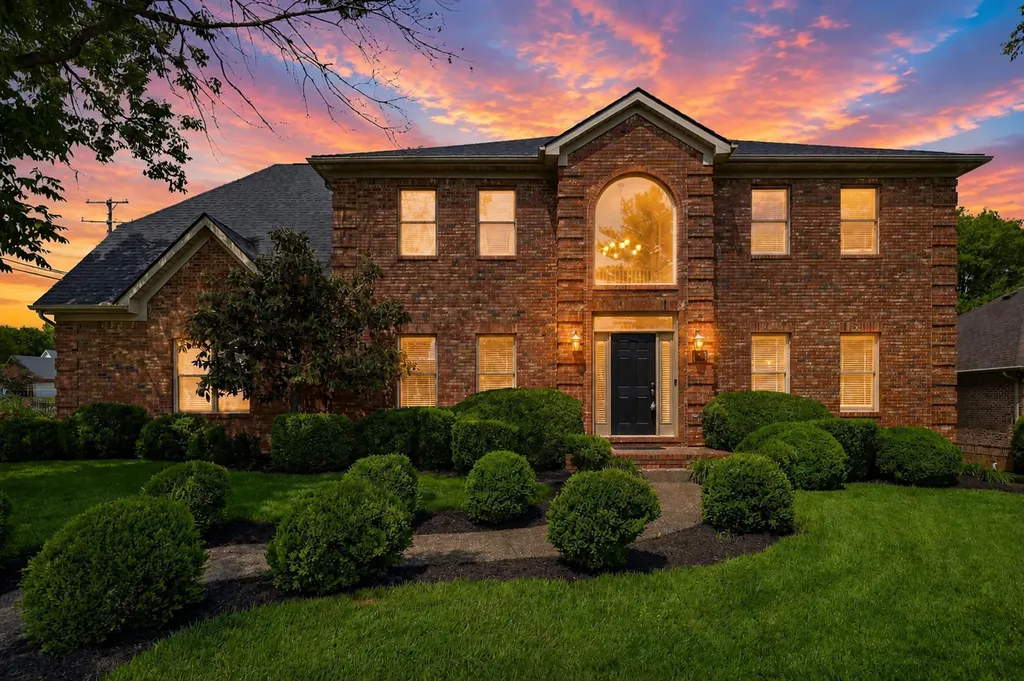 4686 Laurelwood Drive Lexington KY 40515