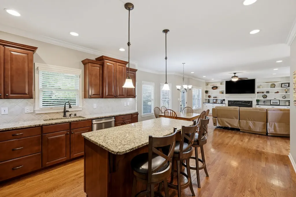 4686 Laurelwood Drive Lexington KY 40515