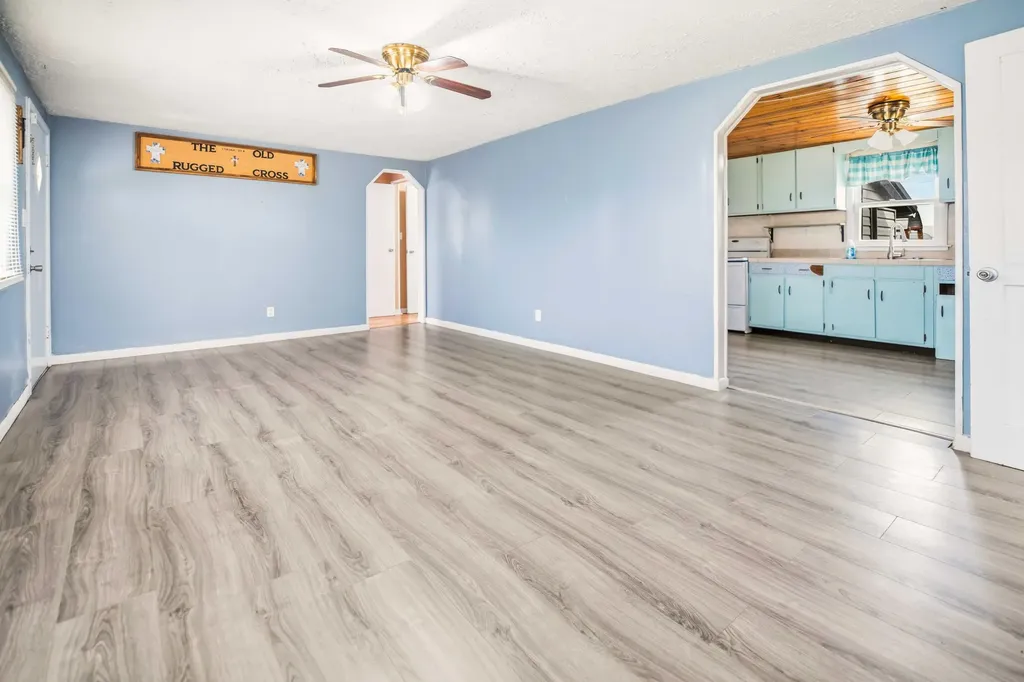 299 Tate Drive Monticello KY 42633