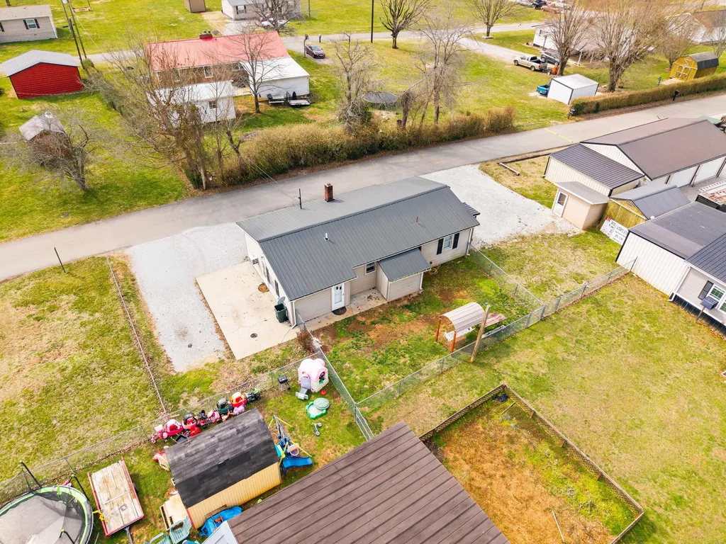 299 Tate Drive Monticello KY 42633