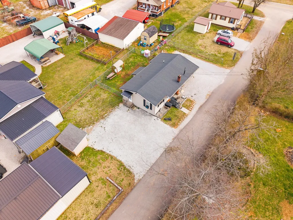 299 Tate Drive Monticello KY 42633