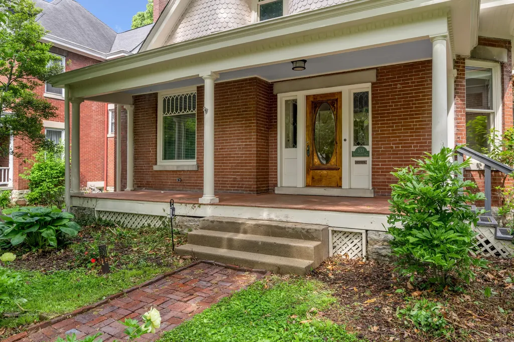 337 Transylvania Park Lexington KY 40508