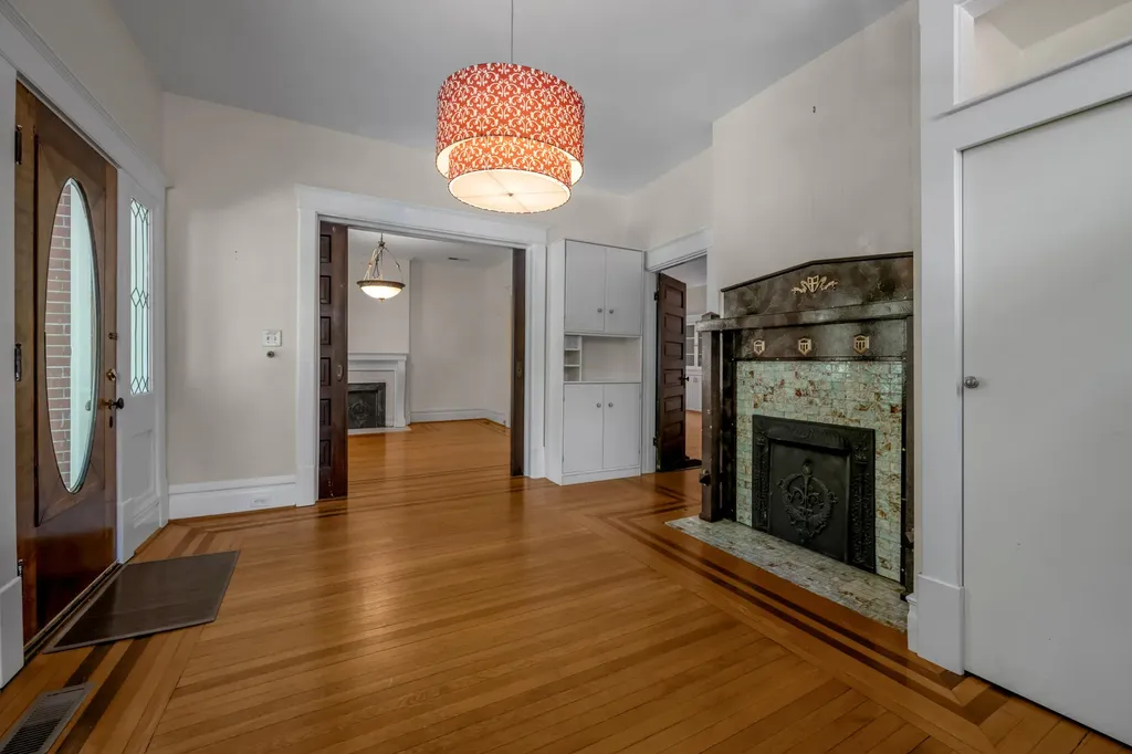 337 Transylvania Park Lexington KY 40508