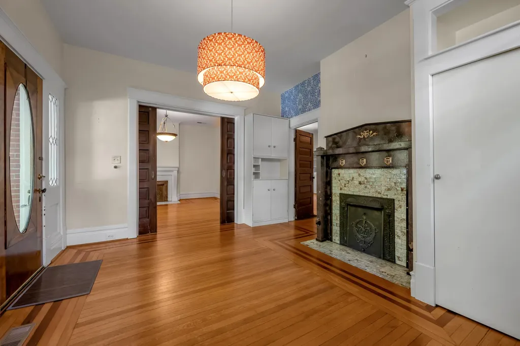 337 Transylvania Park Lexington KY 40508