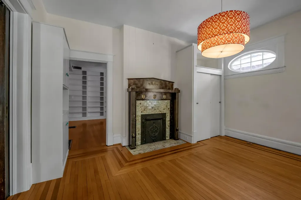 337 Transylvania Park Lexington KY 40508