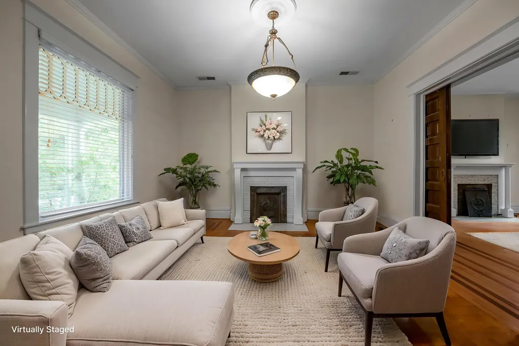 337 Transylvania Park Lexington KY 40508