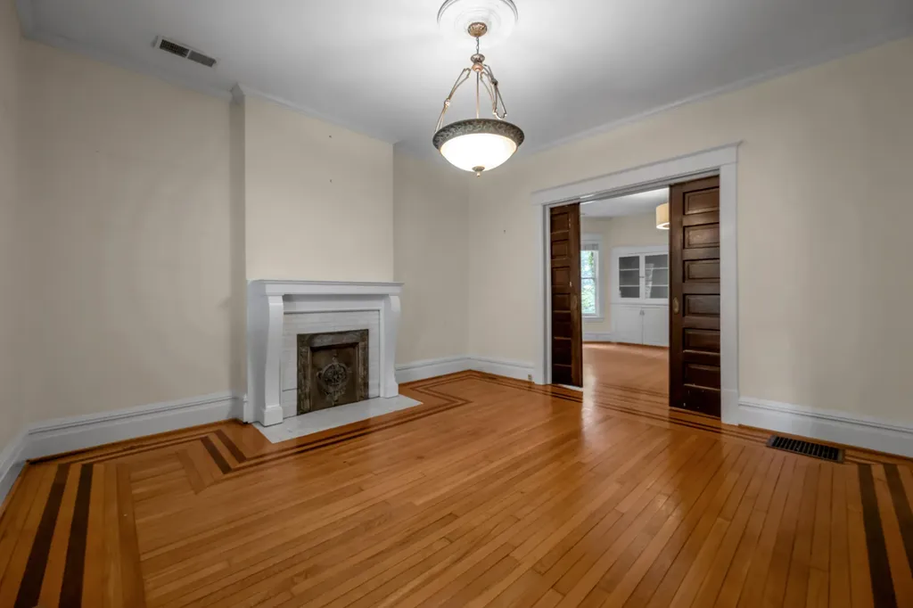 337 Transylvania Park Lexington KY 40508