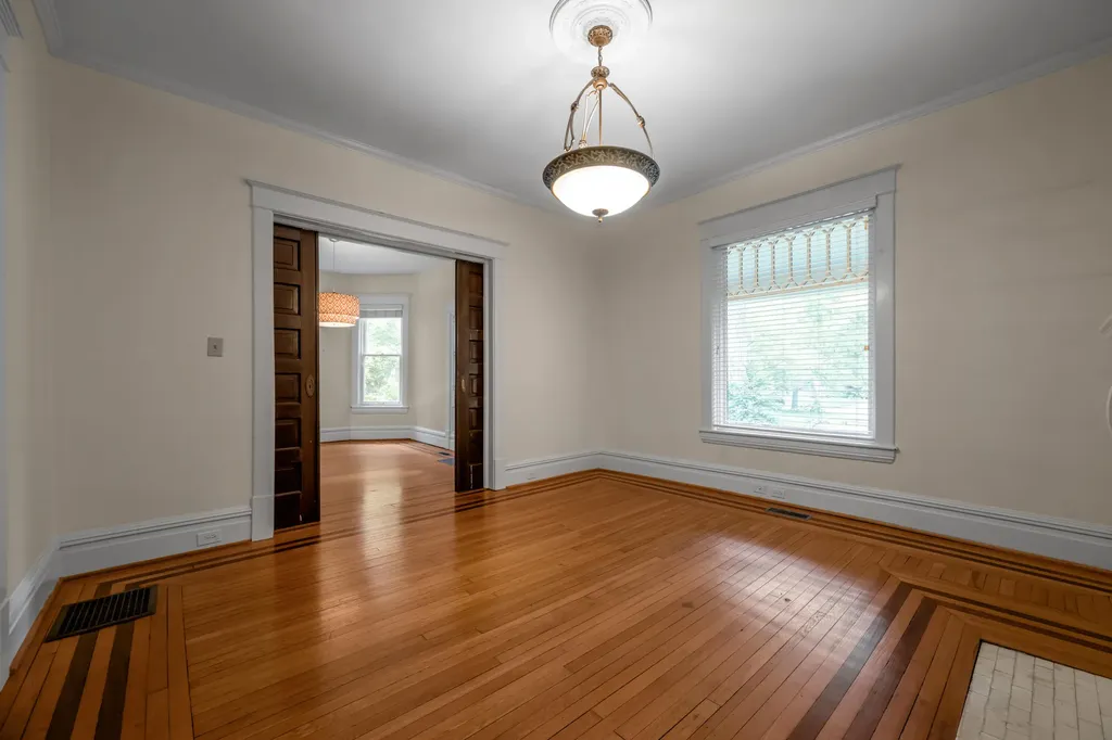 337 Transylvania Park Lexington KY 40508