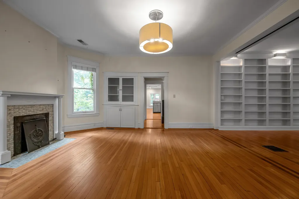 337 Transylvania Park Lexington KY 40508