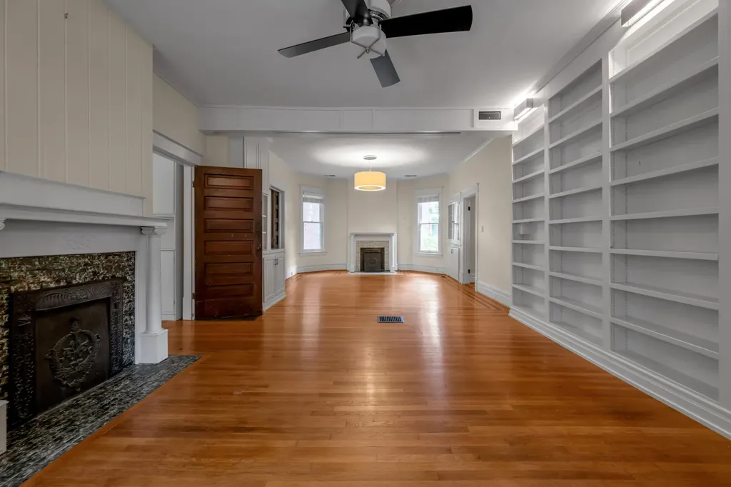 337 Transylvania Park Lexington KY 40508