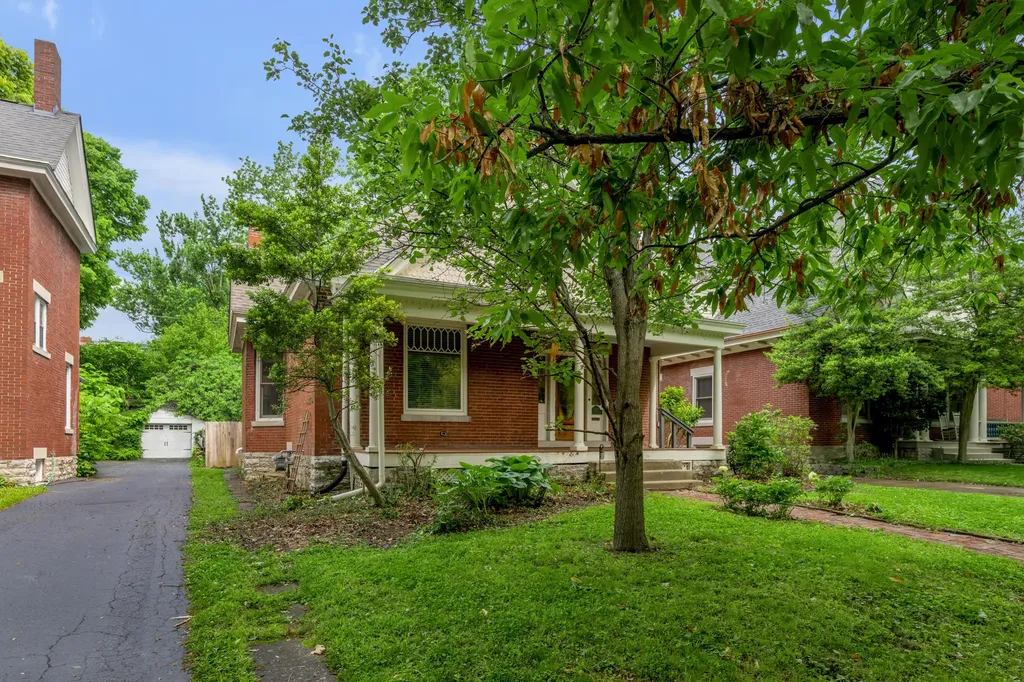 337 Transylvania Park Lexington KY 40508