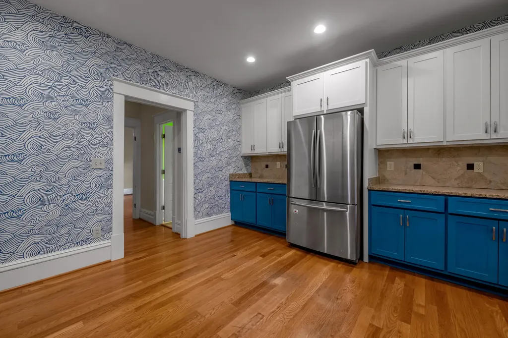 337 Transylvania Park Lexington KY 40508