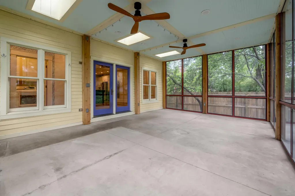 337 Transylvania Park Lexington KY 40508