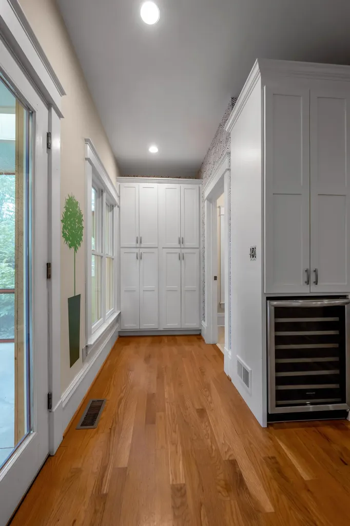 337 Transylvania Park Lexington KY 40508
