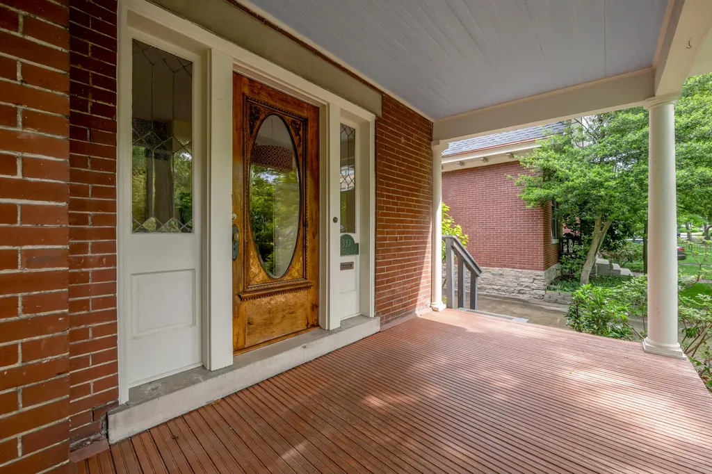 337 Transylvania Park Lexington KY 40508