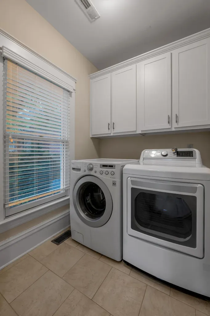 337 Transylvania Park Lexington KY 40508