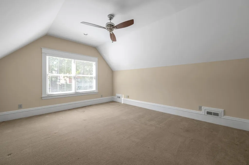 337 Transylvania Park Lexington KY 40508