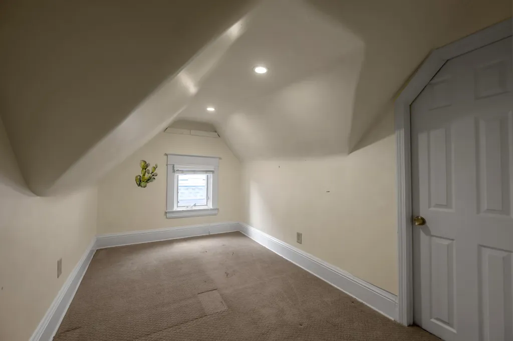 337 Transylvania Park Lexington KY 40508