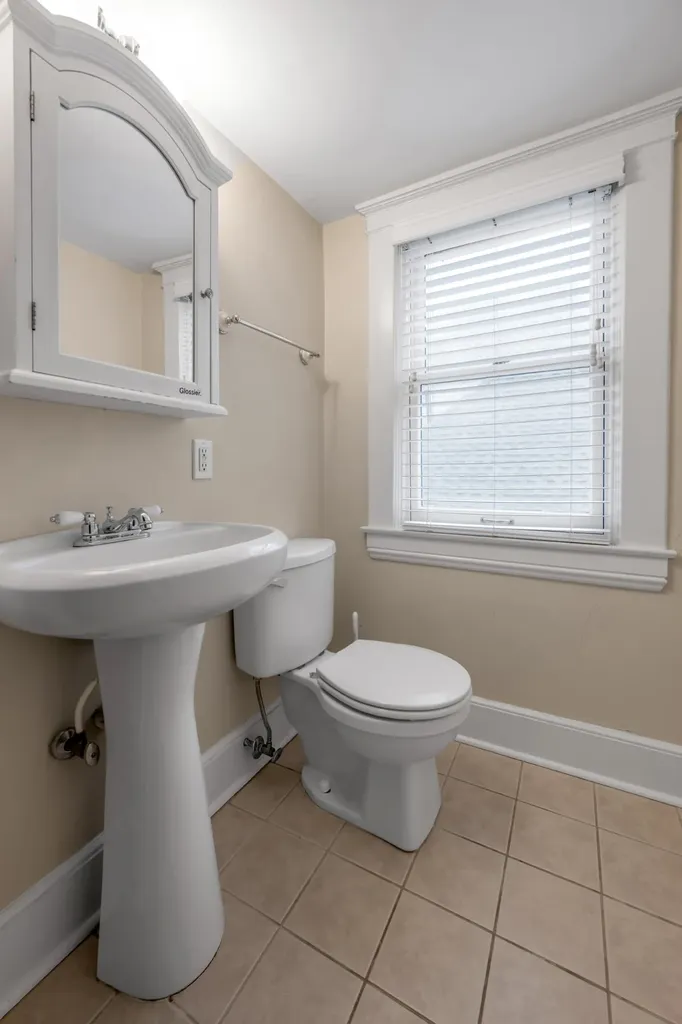 337 Transylvania Park Lexington KY 40508