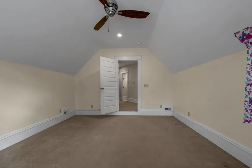 337 Transylvania Park Lexington KY 40508